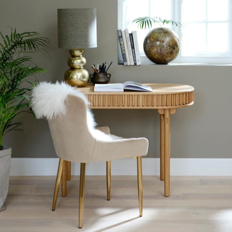 Carno skrivebord, natur eg