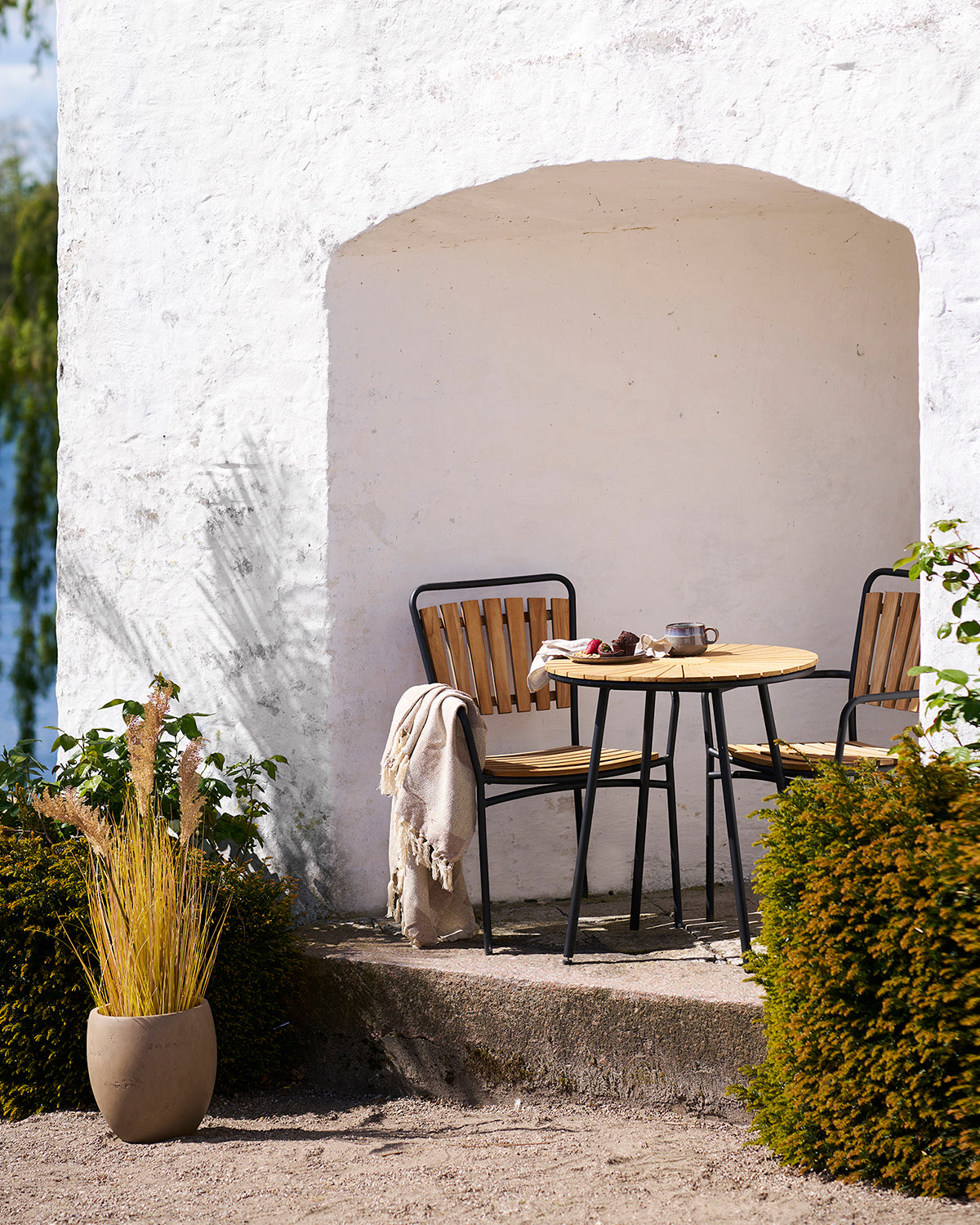 Cleveland cafebord, teak natur