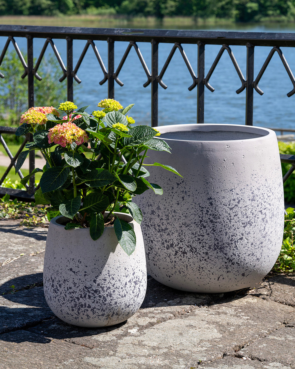 Sutton krukker, sæt af 2