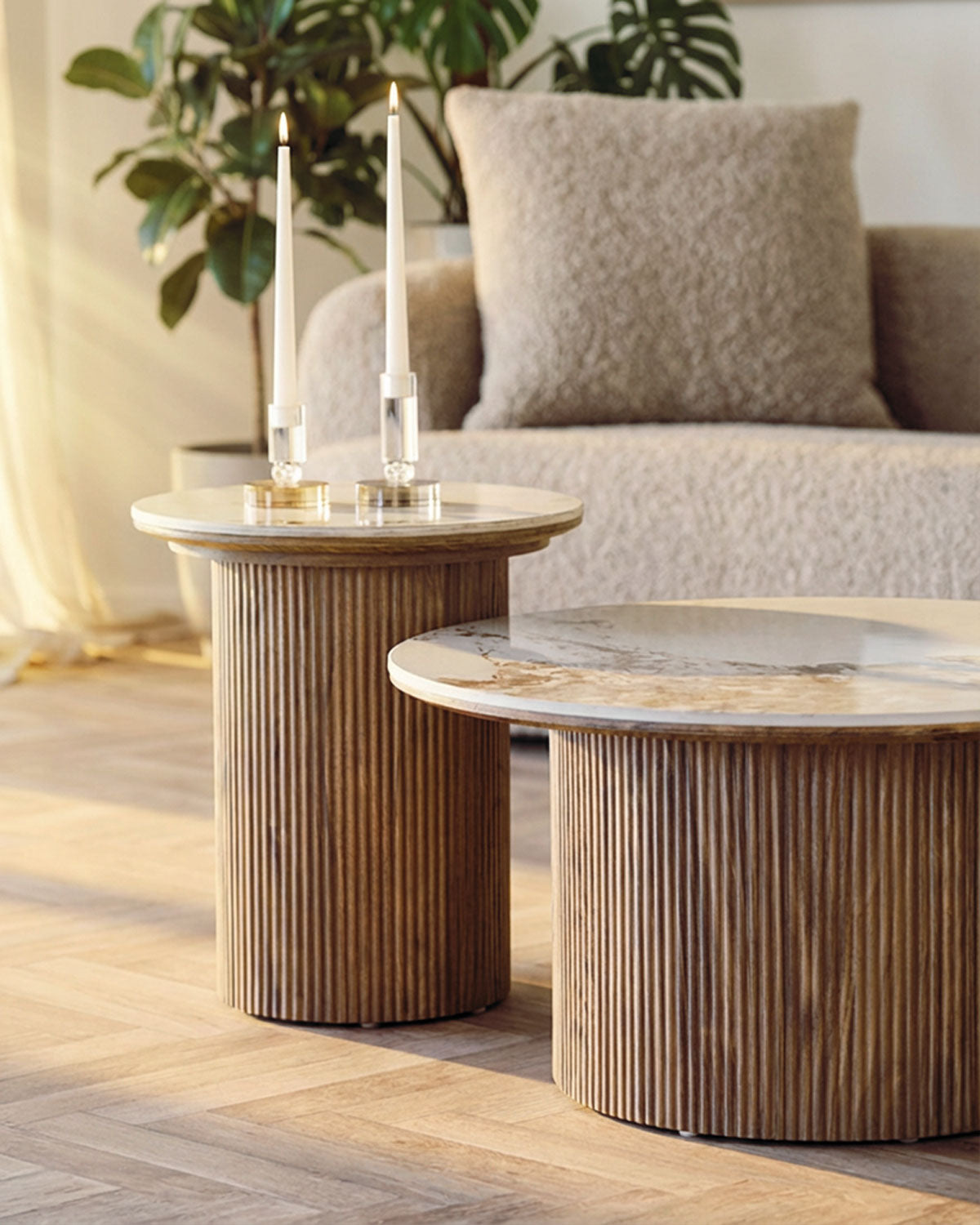 Smukke sofaborde med keramik plade fra BOOA.