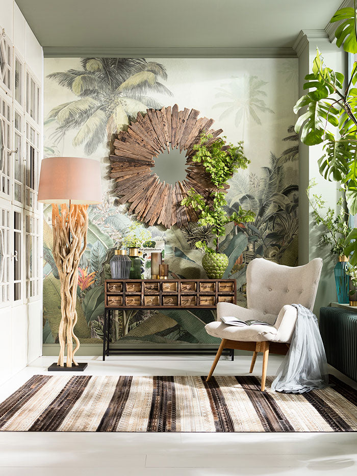 Indret dit hjem med dekorative møbler fra st'n sleep. Gulvlampe, lænestol, konsolbord, spejl og boligindretning fra sit'n sleep.