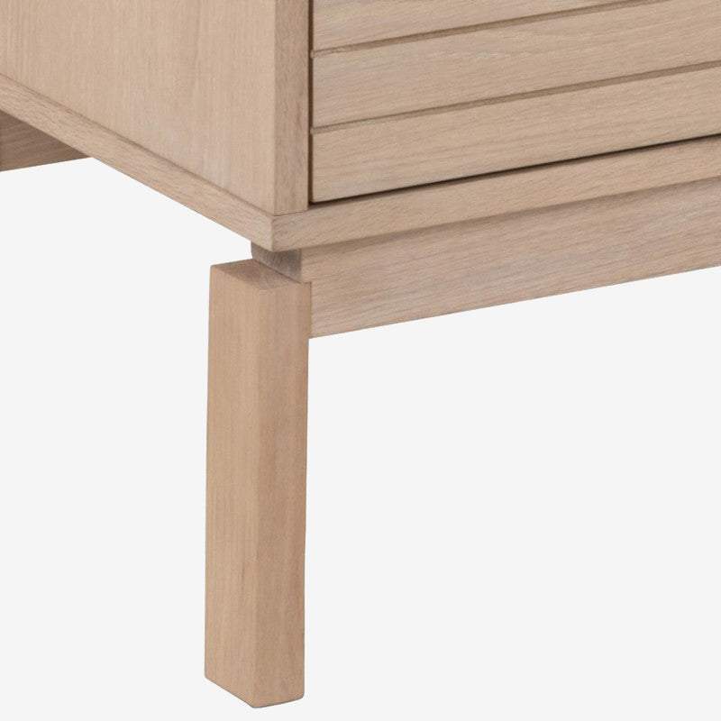 Linley tv-bord, hvidpigmenteret eg