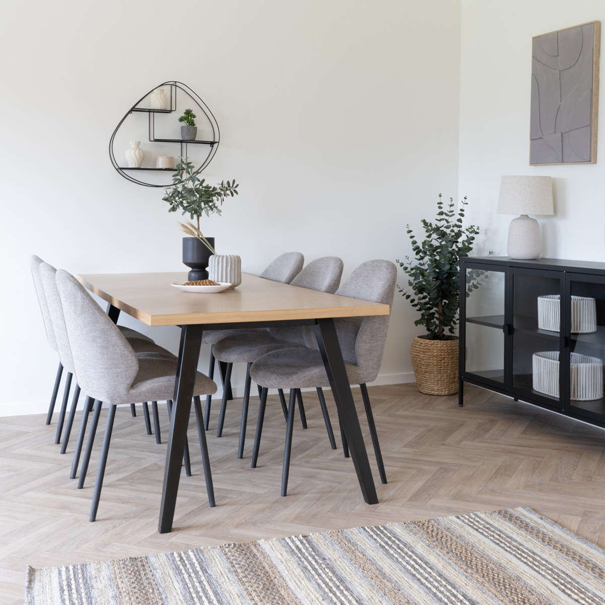 Amora spisebord, eg | Incl. 2 tillægsplader
