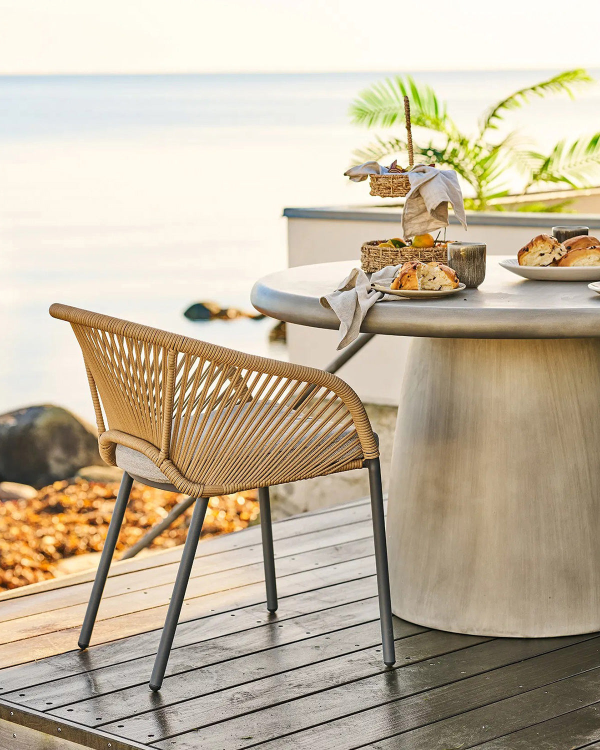 Novella Havestol, sand