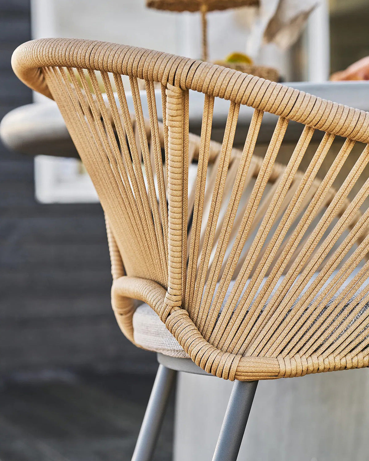 Novella Havestol, sand