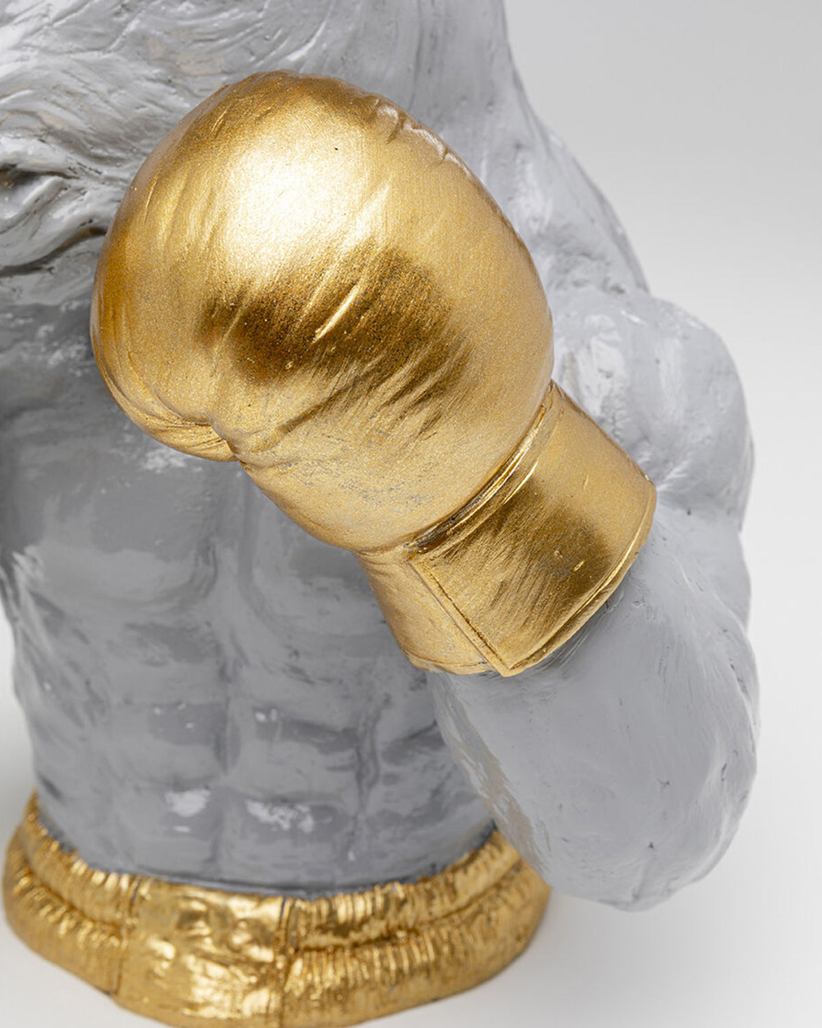 Rhino Boxer, Pynt