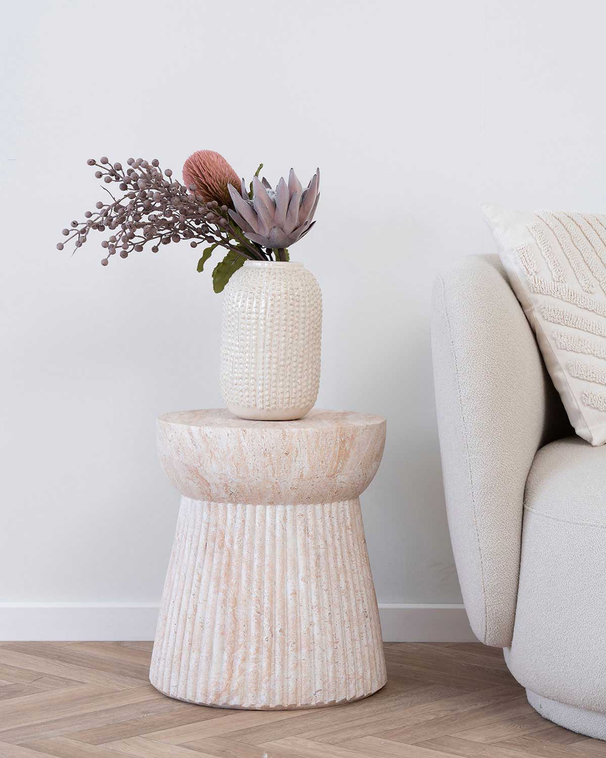 Bonn sidebord m/rillet struktur