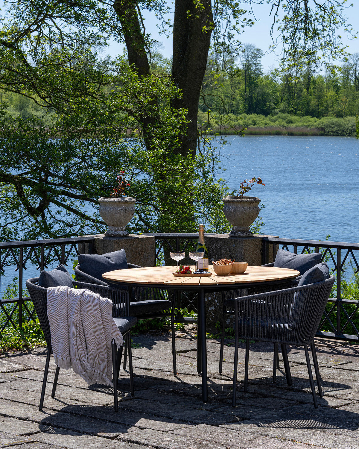 Cleveland spisebord, teak natur