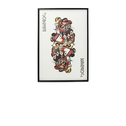 Stort udvalg af billeder og malerier til væggen.